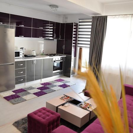 Apartamento London Năvodari Exterior foto