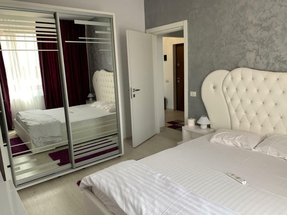 Apartamento London Năvodari Exterior foto