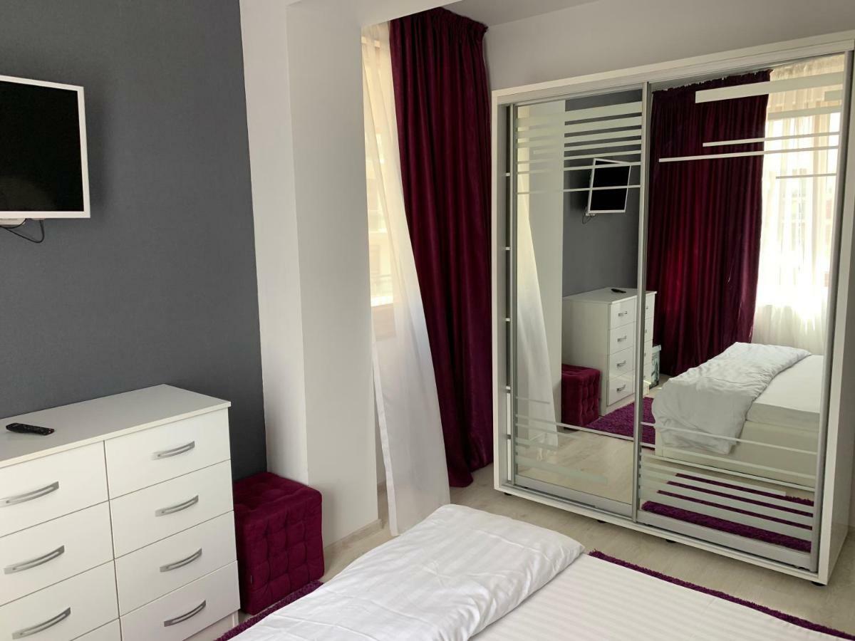 Apartamento London Năvodari Exterior foto